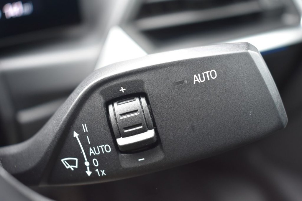 Used BMW i4 2022 for sale - 77369364: Photo 44