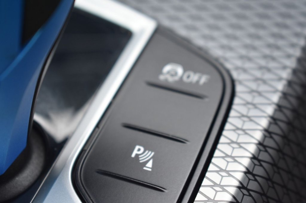 Used BMW i4 2022 for sale - 77369364: Photo 50