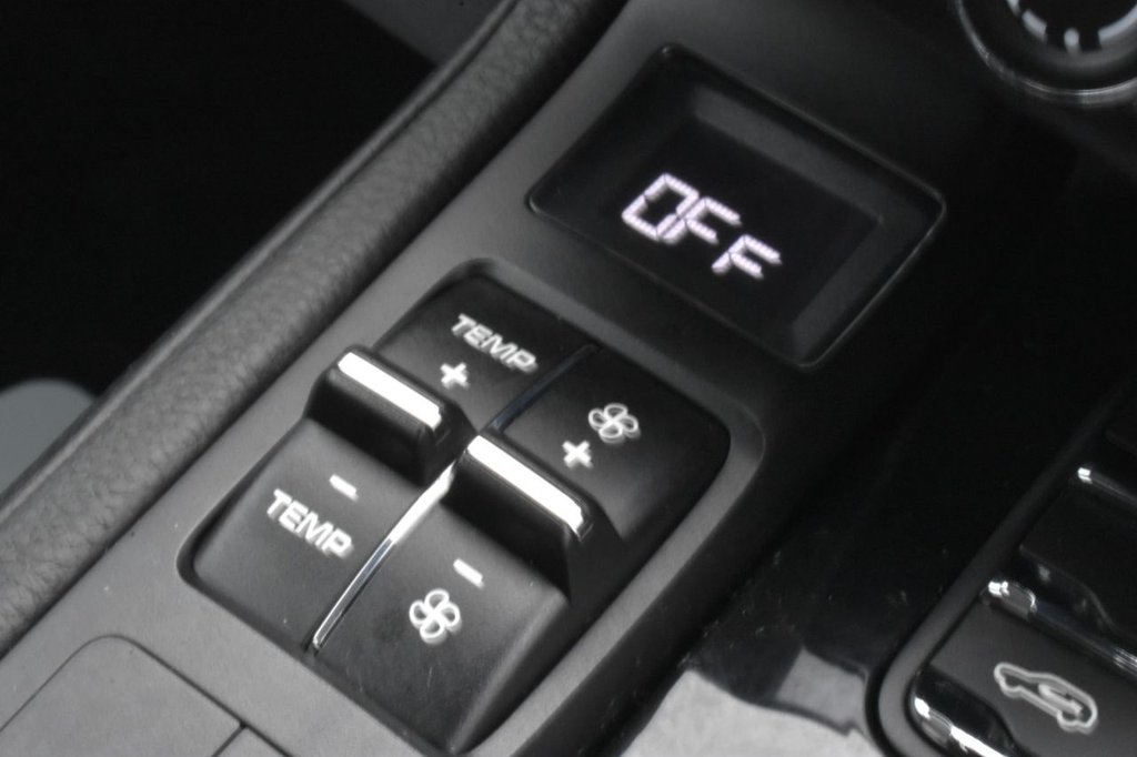 Used Porsche Cayenne 2017 for sale - 77313262: Photo 35