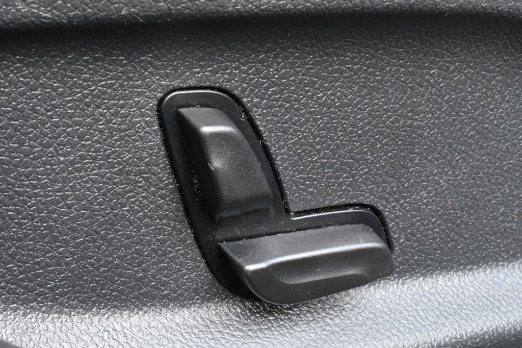 Used Mercedes-Benz E Class 2018 for sale - 76400163: Photo 31