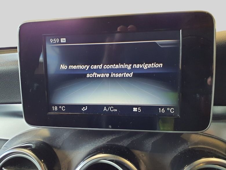 Used Mercedes-Benz GLC 2016 for sale - 77080390: Photo 2