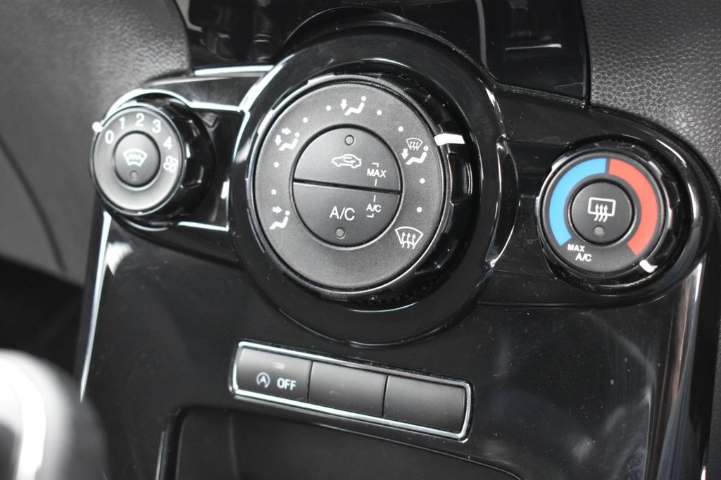 Used Ford Fiesta 2016 for sale - 76445888: Photo 30