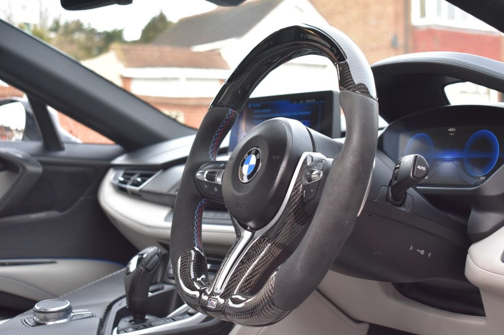 Used BMW i8 2018 for sale - 77642385: Photo 16