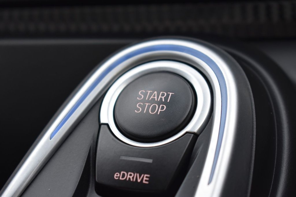 Used BMW i8 2018 for sale - 77642385: Photo 37