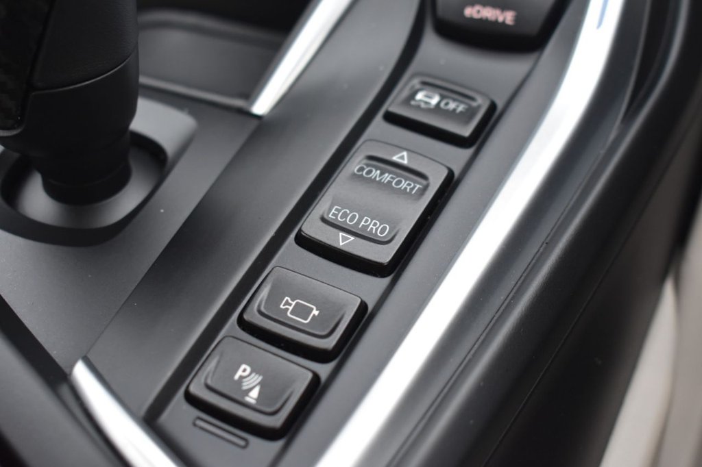 Used BMW i8 2018 for sale - 77642385: Photo 38