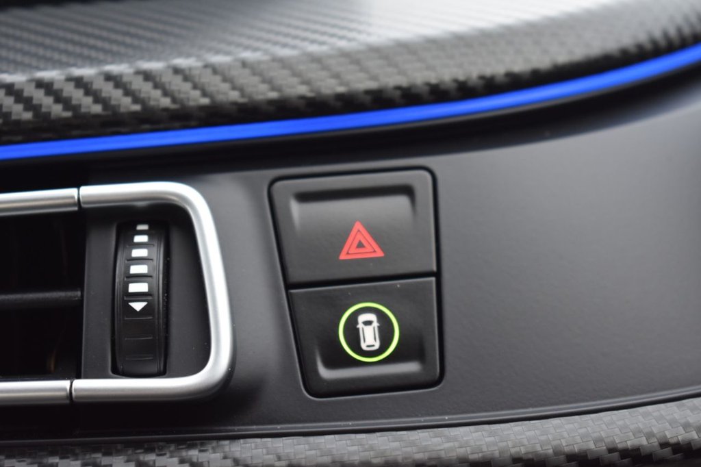 Used BMW i8 2018 for sale - 77642385: Photo 43