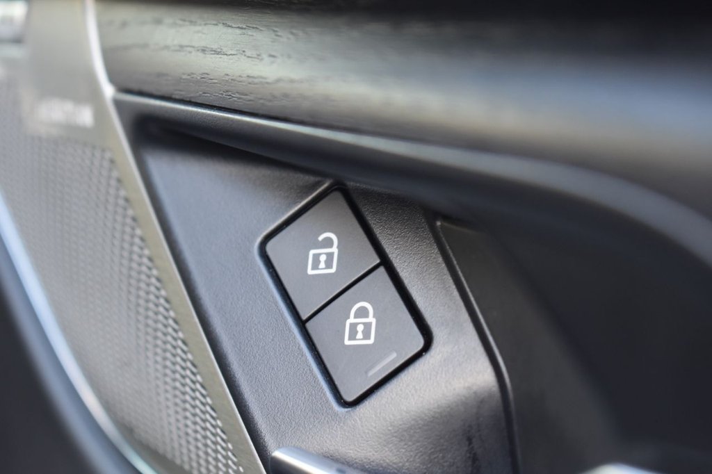 Used Jaguar F-Pace 2021 for sale - 78124064: Photo 35