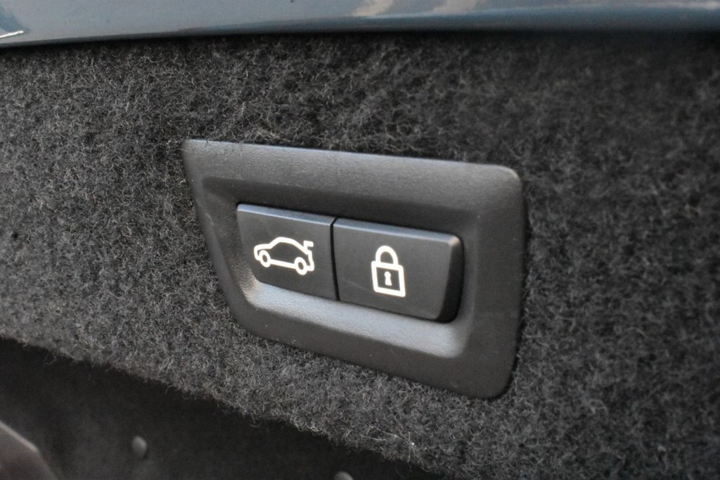 Used BMW 8 Series 2019 for sale - 77936159: Photo 24