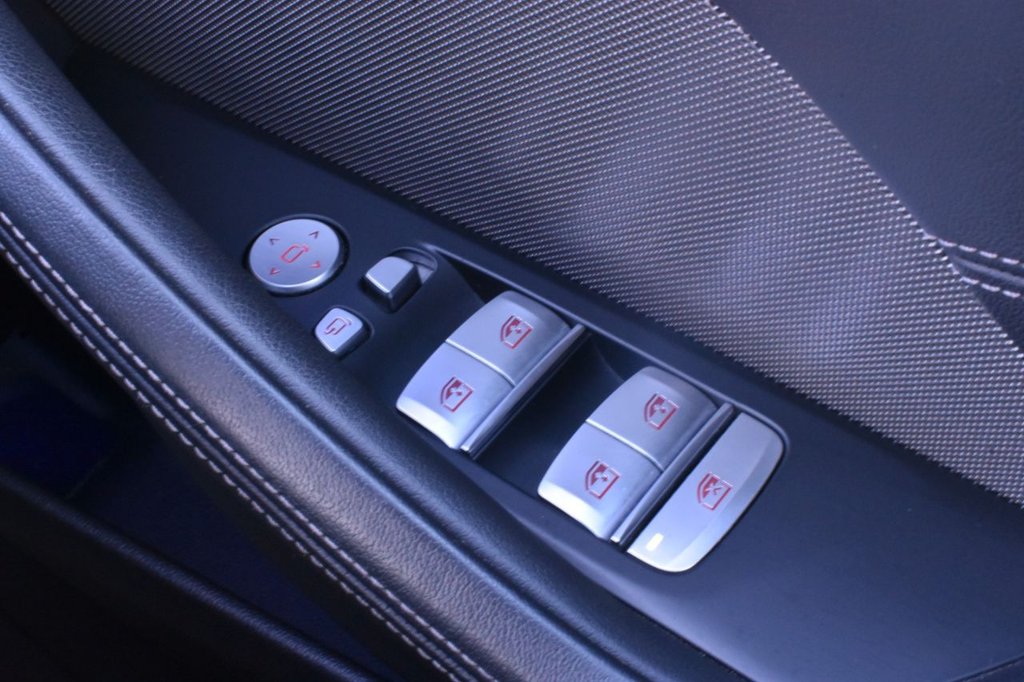 Used BMW 8 Series 2019 for sale - 77936159: Photo 31