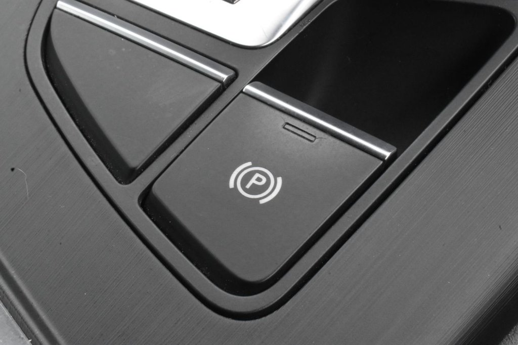 Used Audi A4 2017 for sale - 76400165: Photo 47