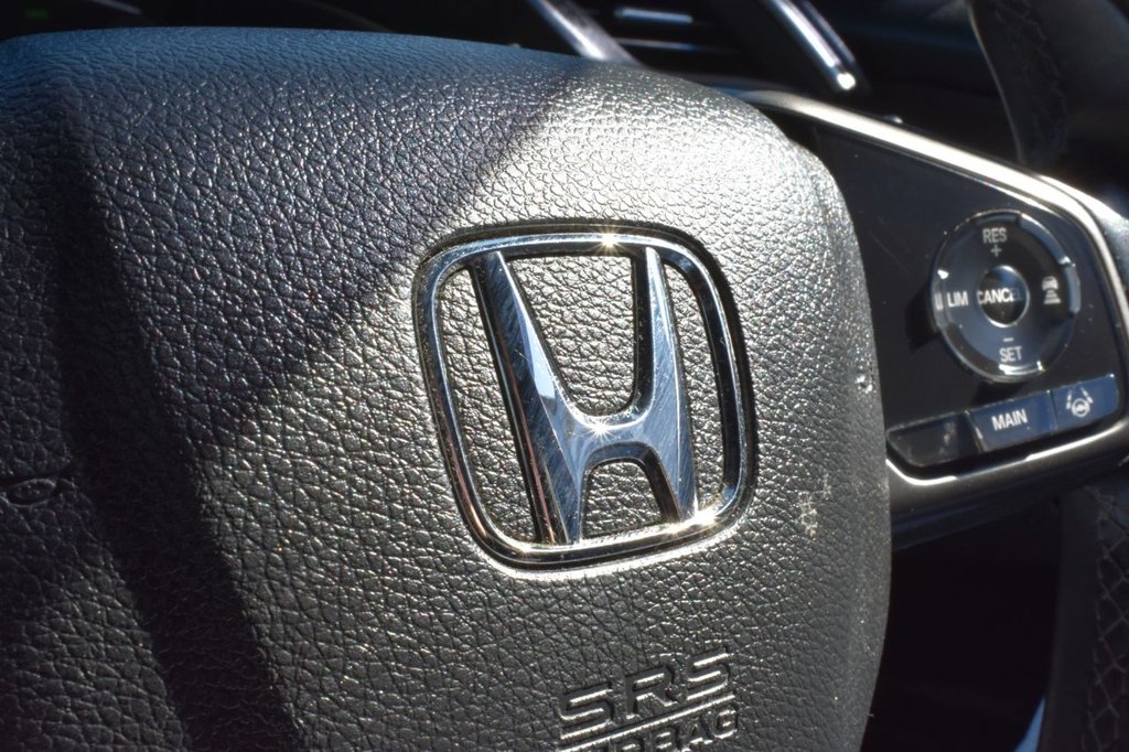 Used Honda Civic 2018 for sale - 76400169: Photo 30