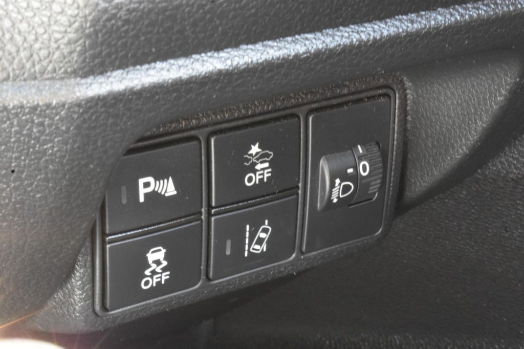 Used Honda Civic 2018 for sale - 76400169: Photo 35