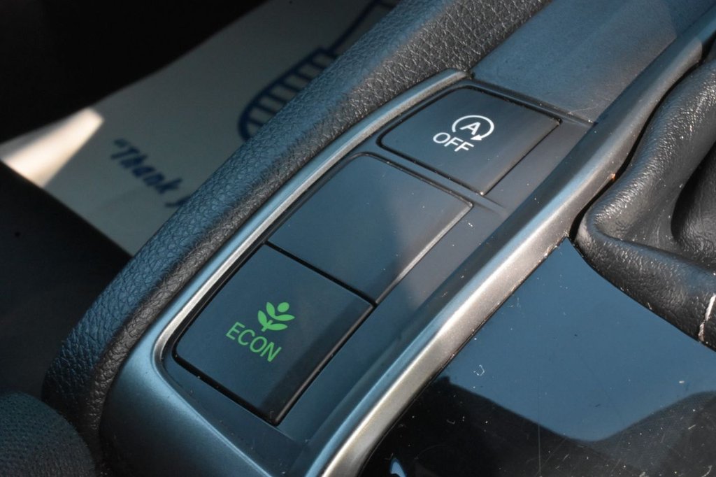 Used Honda Civic 2018 for sale - 76400169: Photo 37