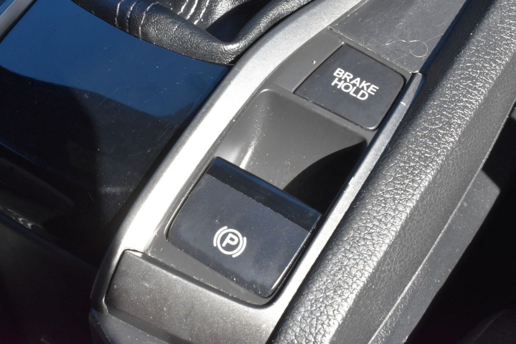 Used Honda Civic 2018 for sale - 76400169: Photo 38