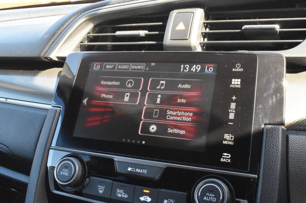 Used Honda Civic 2018 for sale - 76400169: Photo 43