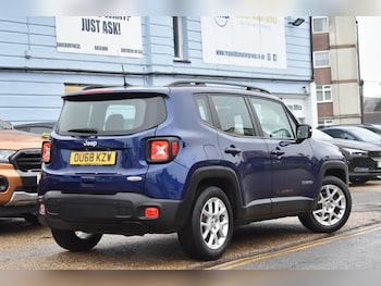 Used Jeep Renegade 2018 for sale - 77394792: Photo