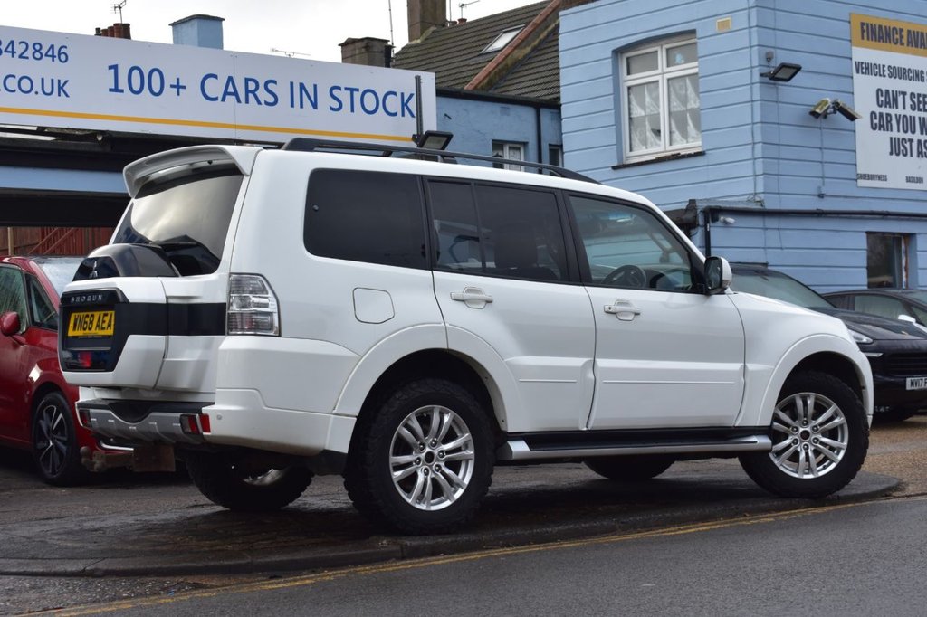 Used Mitsubishi Shogun 2018 for sale - 78124060: Photo 5