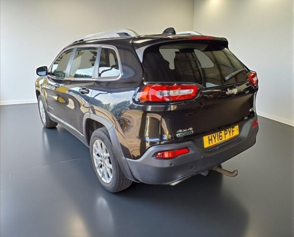 Used Jeep Cherokee 2016 for sale - 77042583: Photo 5