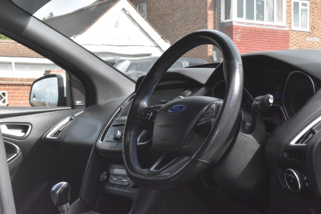 Used Ford Focus 2017 for sale - 76453939: Photo 16