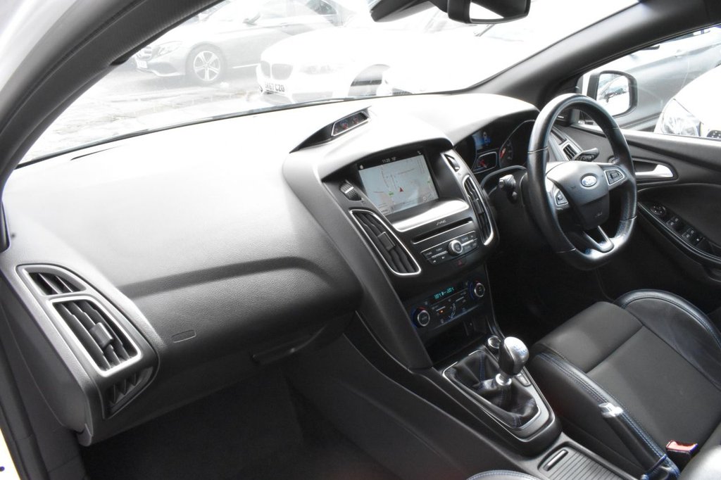 Used Ford Focus 2017 for sale - 76453939: Photo 19