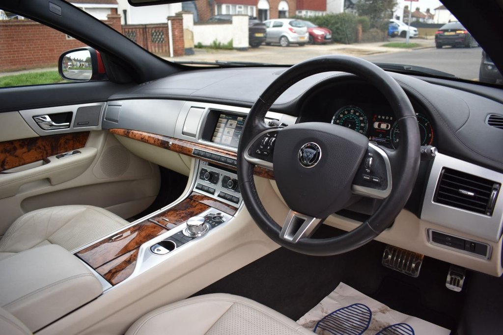 Used Jaguar XF 2014 for sale - 77275755: Photo 16