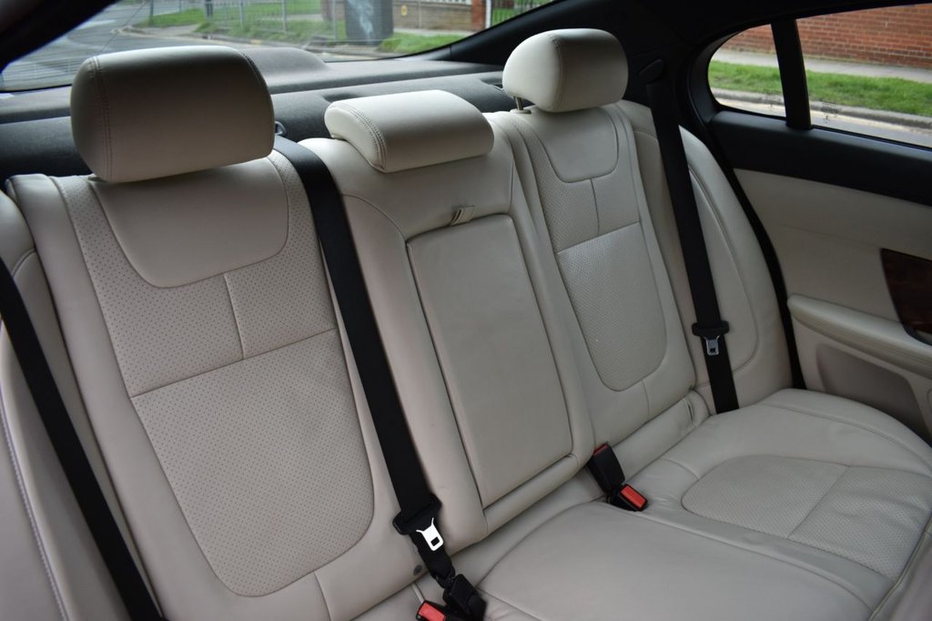 Used Jaguar XF 2014 for sale - 77275755: Photo 26