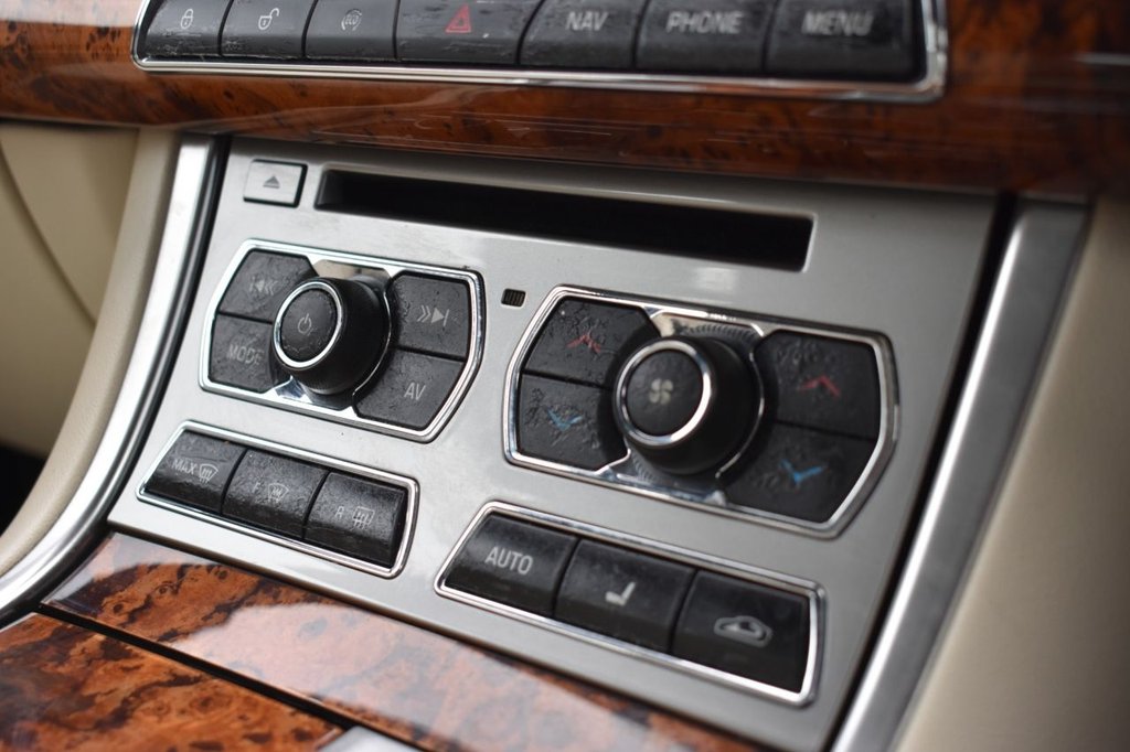 Used Jaguar XF 2014 for sale - 77275755: Photo 32