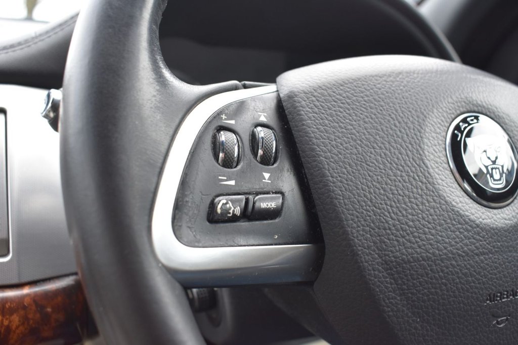 Used Jaguar XF 2014 for sale - 77275755: Photo 36