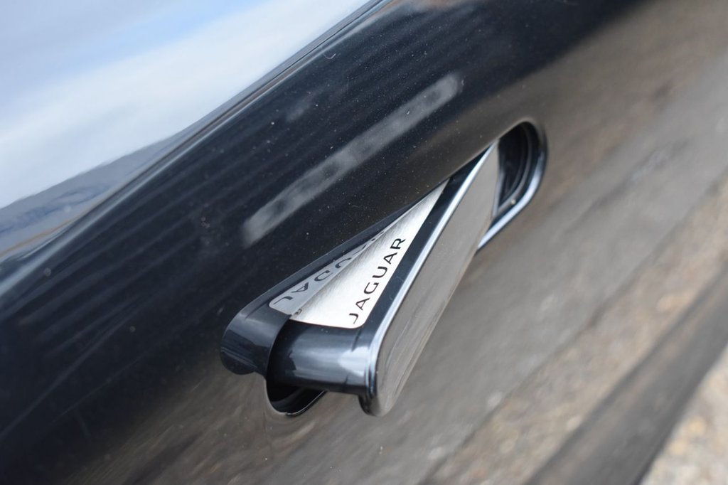 Used Jaguar F-Type 2019 for sale - 77855588: Photo 16