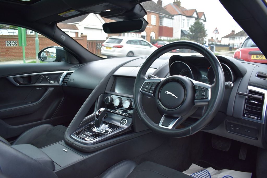 Used Jaguar F-Type 2019 for sale - 77855588: Photo 23