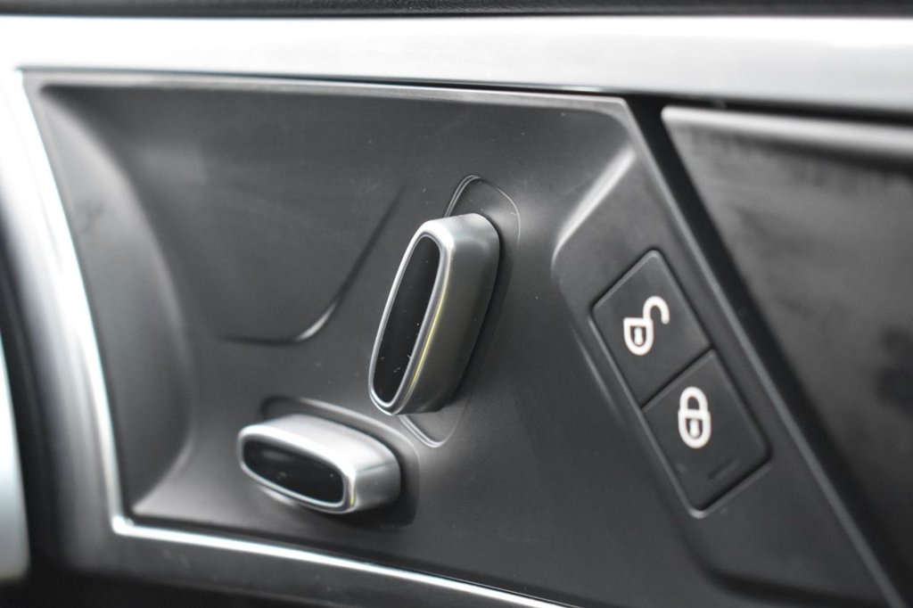 Used Jaguar F-Type 2019 for sale - 77855588: Photo 34