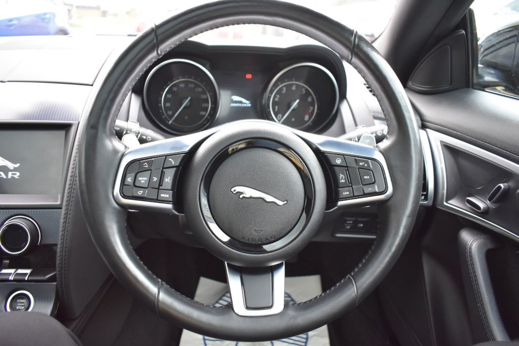 Used Jaguar F-Type 2019 for sale - 77855588: Photo 38