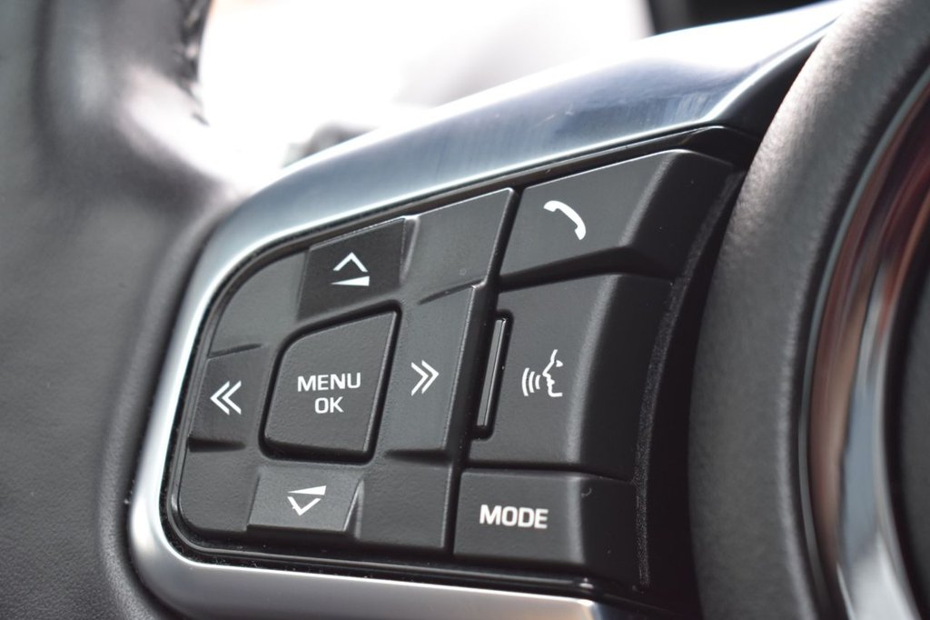 Used Jaguar F-Type 2019 for sale - 77855588: Photo 40