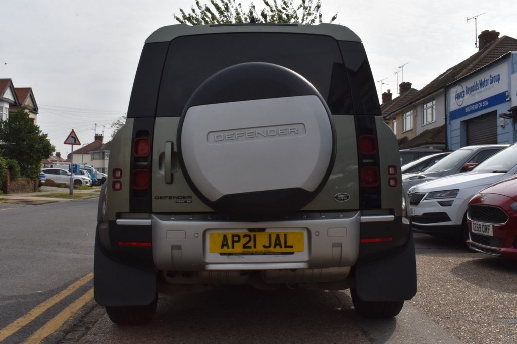 Used Land Rover Defender 2021 for sale - 76400141: Photo 8