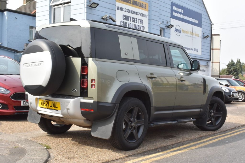 Used Land Rover Defender 2021 for sale - 76400141: Photo 9