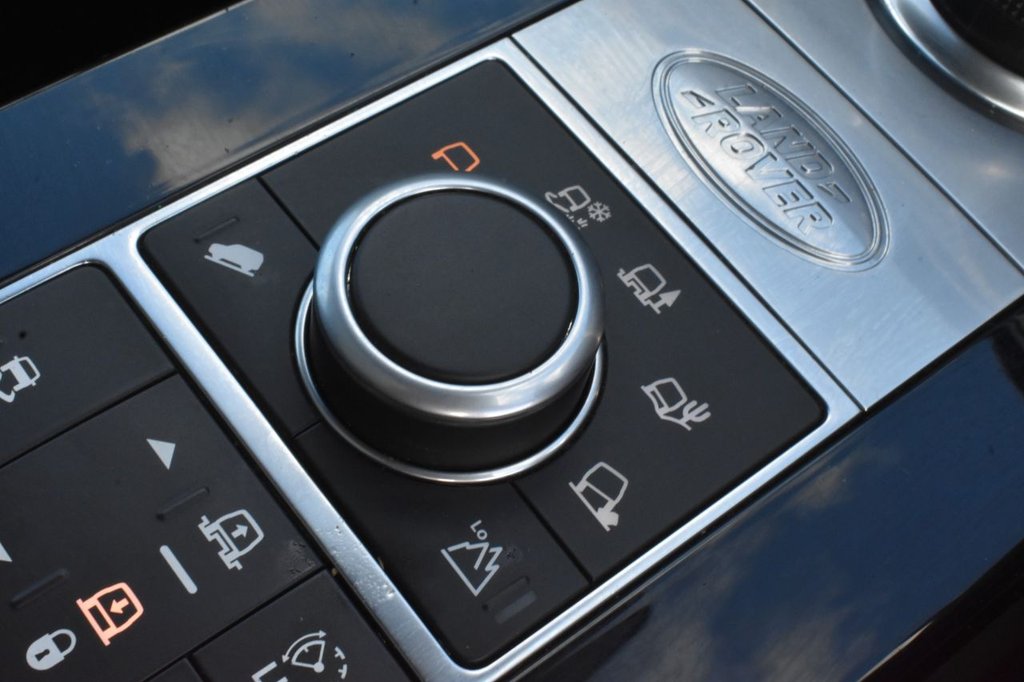 Used Land Rover Discovery 2017 for sale - 77212130: Photo 37