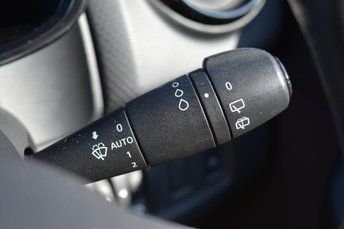 Used Renault Clio 2016 for sale - 76848435: Photo 29