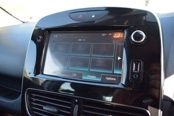 Used Renault Clio 2016 for sale - 76848435: Photo 32