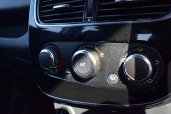 Used Renault Clio 2016 for sale - 76848435: Photo 42