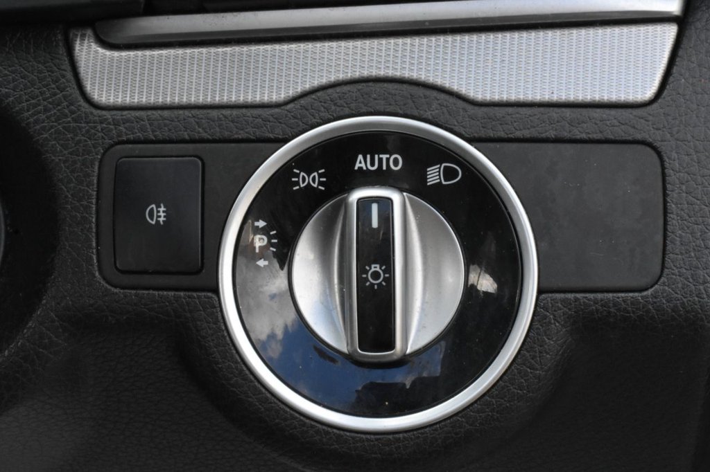 Used Mercedes-Benz E Class 2016 for sale - 76395847: Photo 27