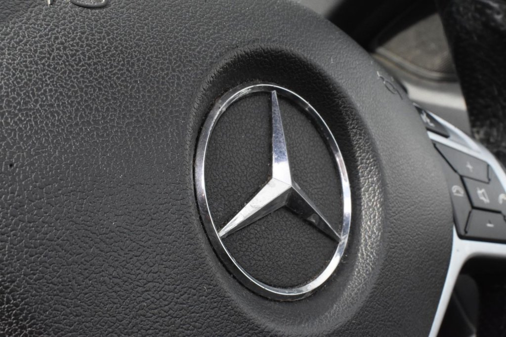 Used Mercedes-Benz E Class 2016 for sale - 76395847: Photo 32