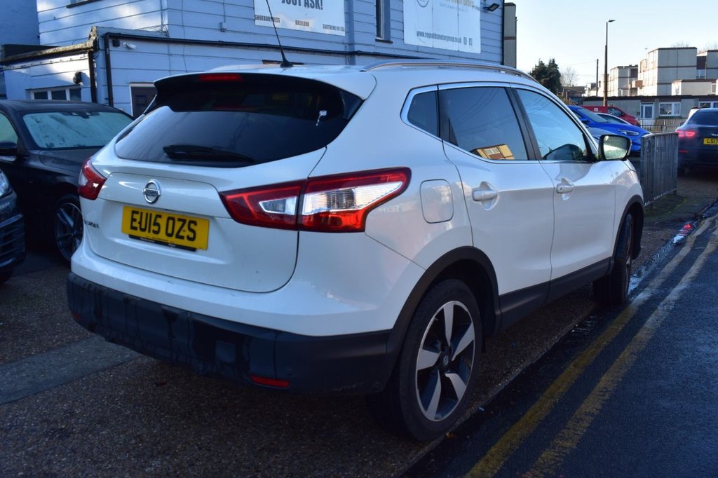 Used Nissan Qashqai 2015 for sale - 77080482: Photo 12