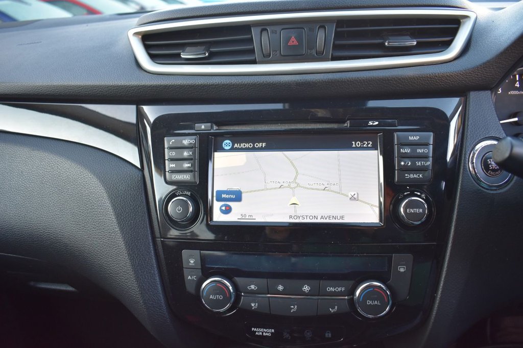 Used Nissan Qashqai 2015 for sale - 77080482: Photo 4