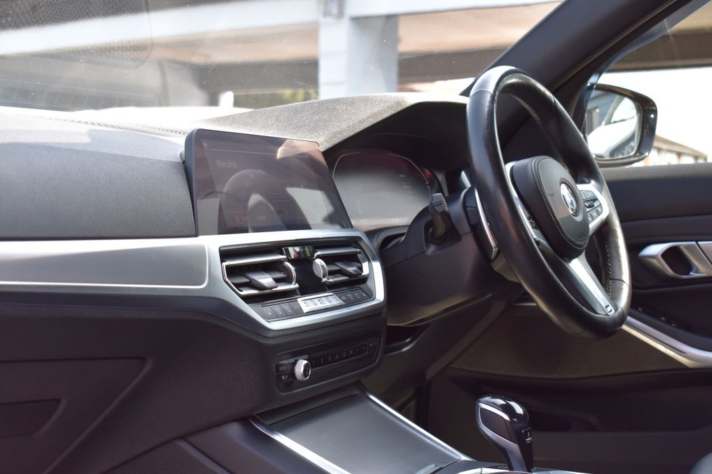 Used BMW 3 Series 2021 for sale - 76934834: Photo 21