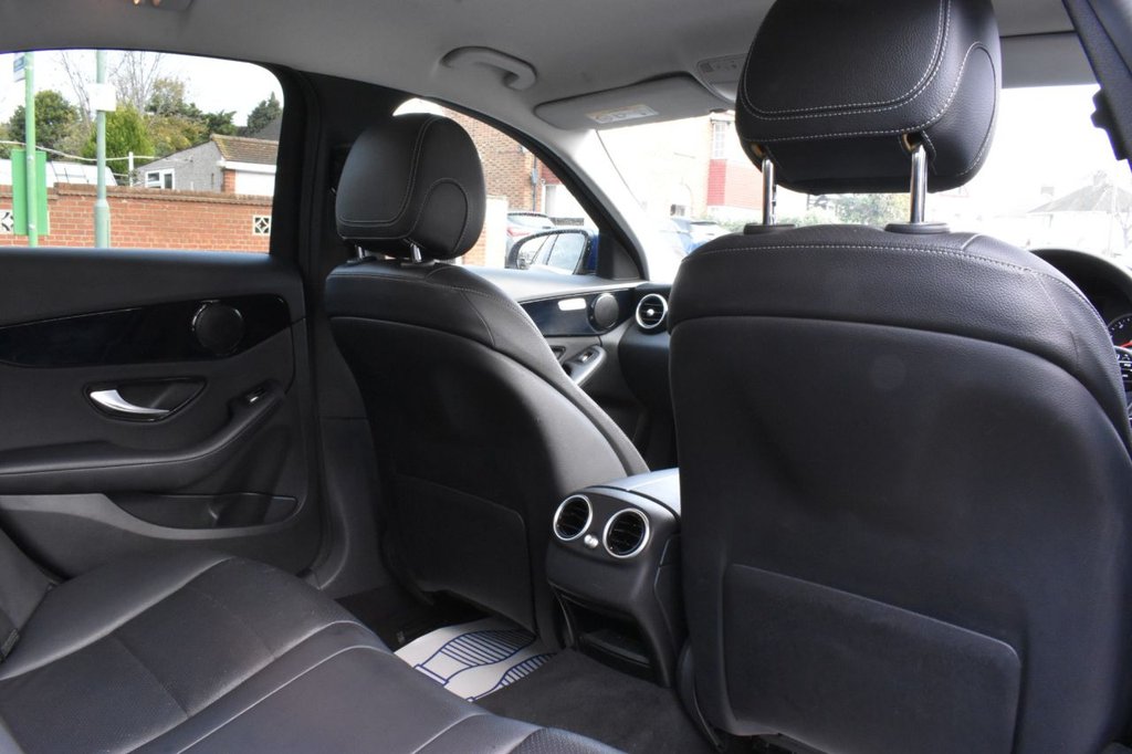 Used Mercedes-Benz C Class 2018 for sale - 76520572: Photo 20