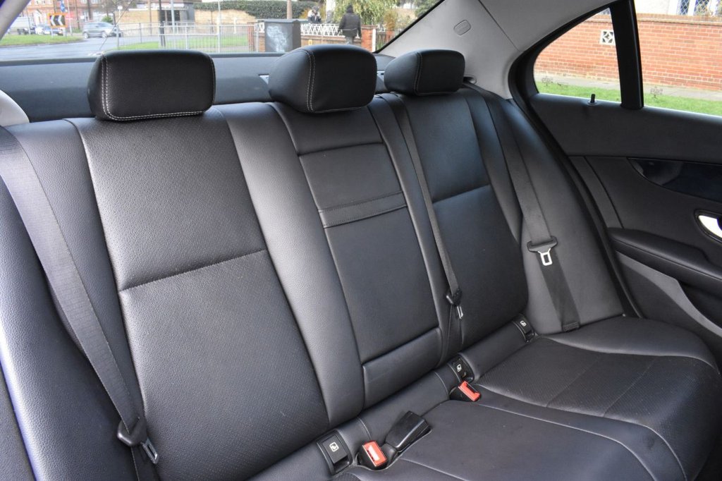 Used Mercedes-Benz C Class 2018 for sale - 76520572: Photo 21