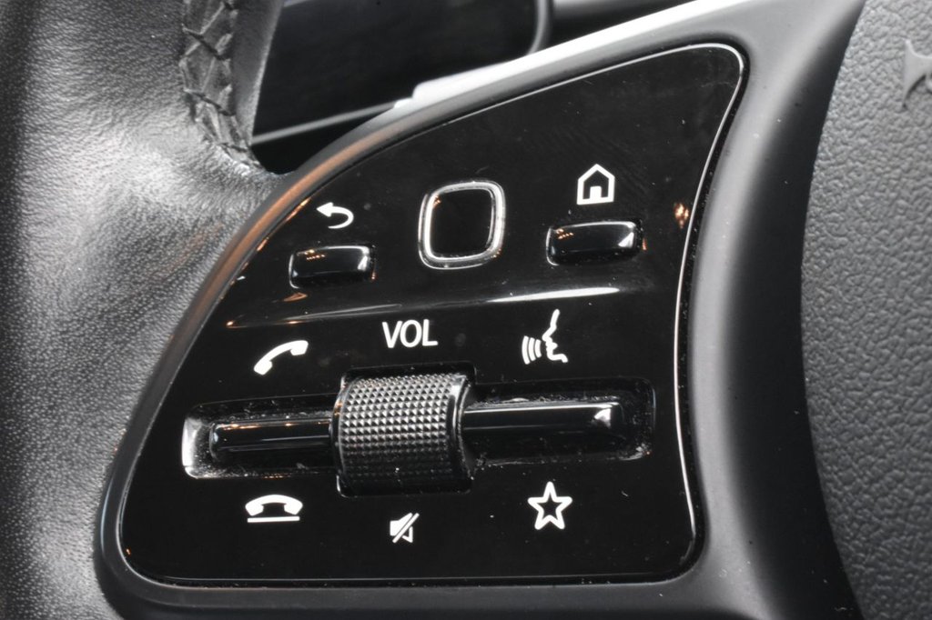 Used Mercedes-Benz C Class 2018 for sale - 76520572: Photo 36