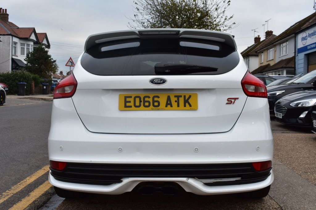 Used Ford Focus 2016 for sale - 76670524: Photo 14