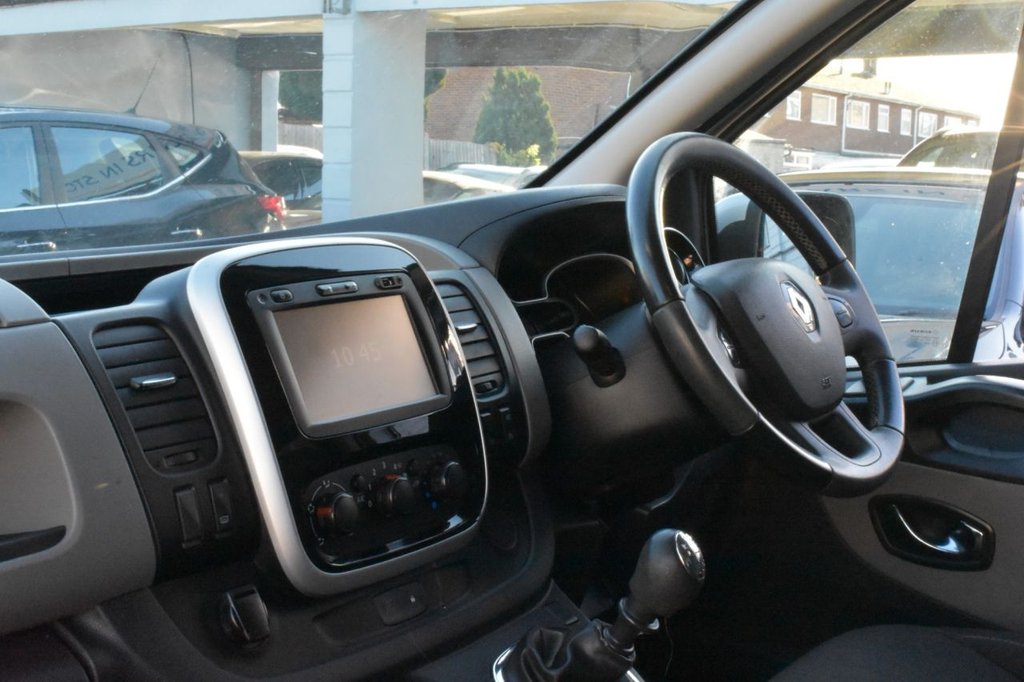 Used Renault Trafic 2017 for sale - 76574742: Photo 30