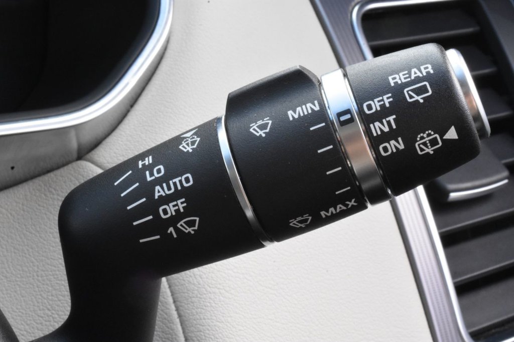 Used Land Rover Range Rover Sport 2018 for sale - 76434377: Photo 40